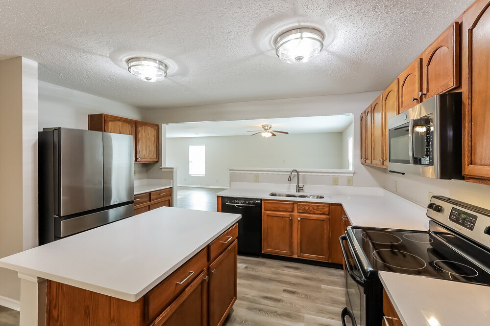 Building Photo - 8158 Retreat Ln