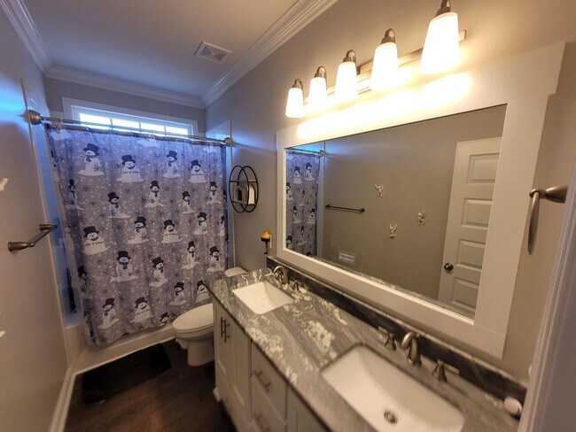 Building Photo - Spacious 4BR Home with Inground Pool, Open Split Floor Plan & Side-Entry Garage