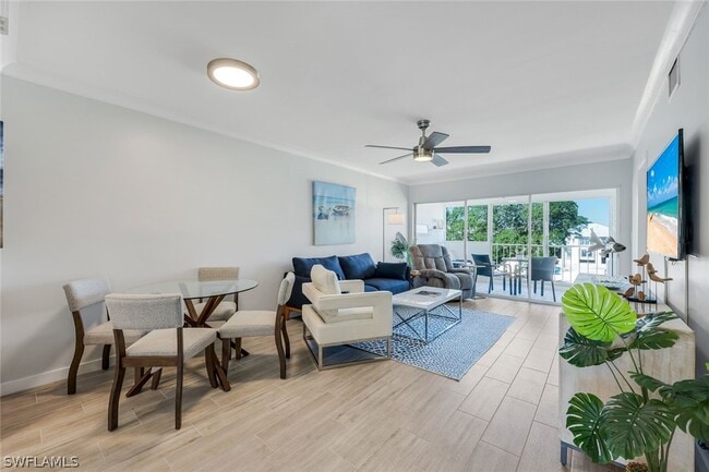 Building Photo - 668 Broad Ave S