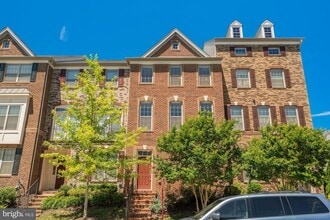 Building Photo - 22595 Willington Square