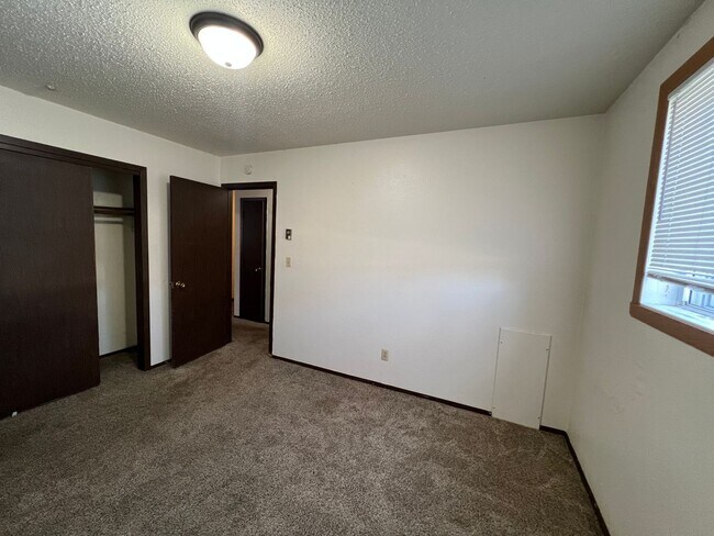 Building Photo - Copper Point Apartments