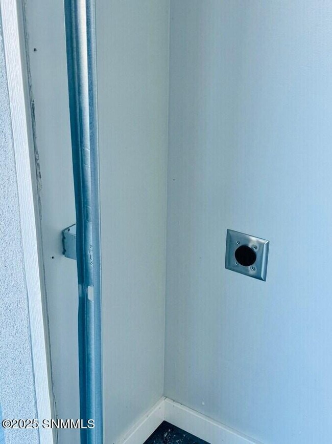 Building Photo - 4359 Capistrano Ave