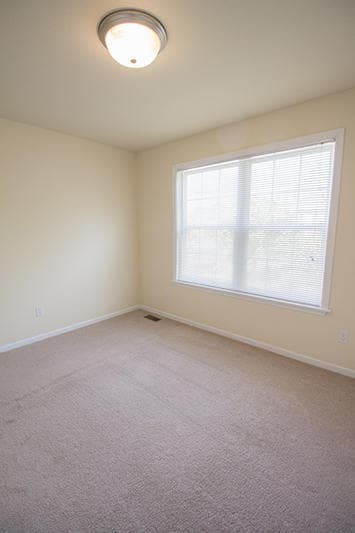 Building Photo - 1930 CENTER St