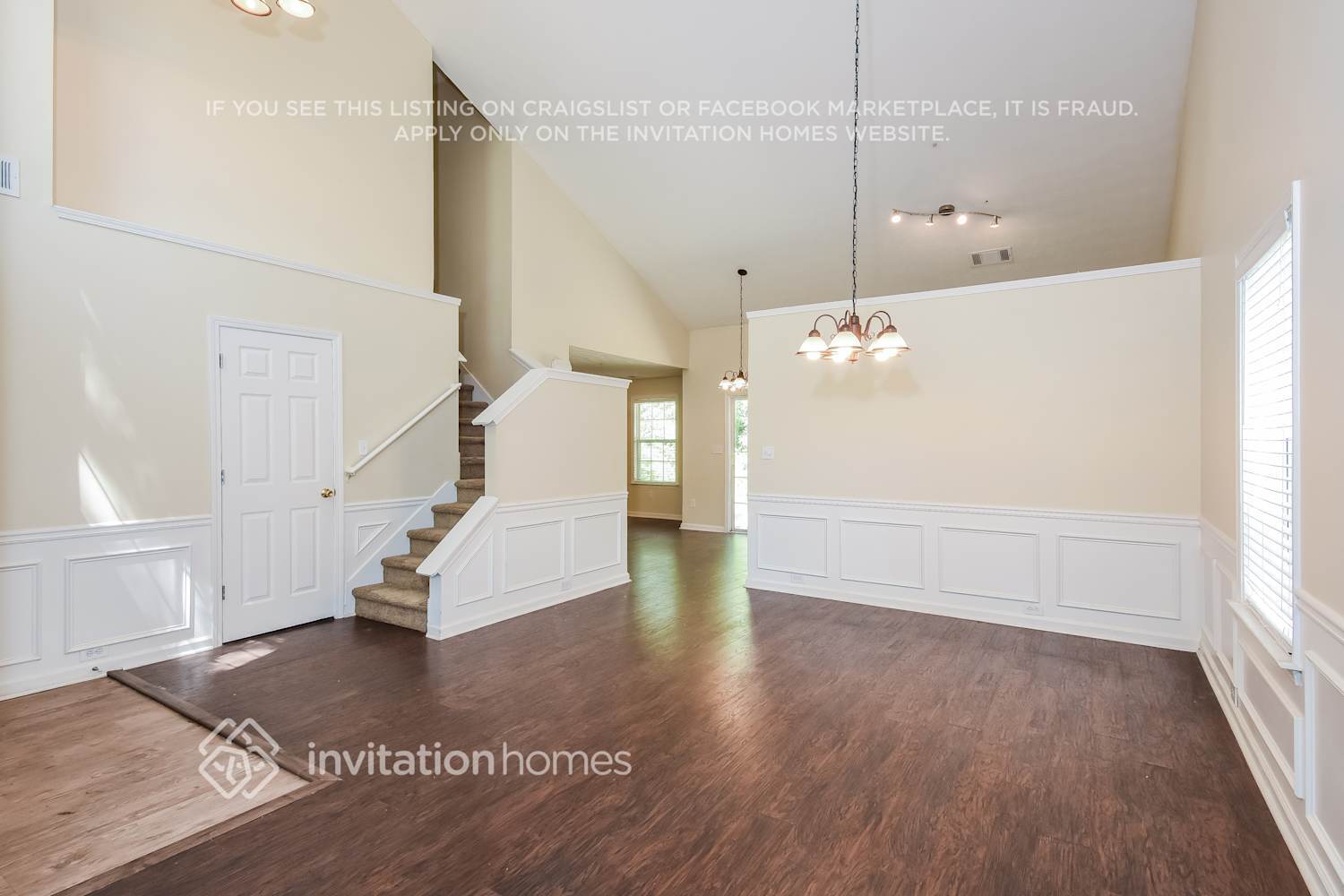 Building Photo - 1479 Evanston Ln