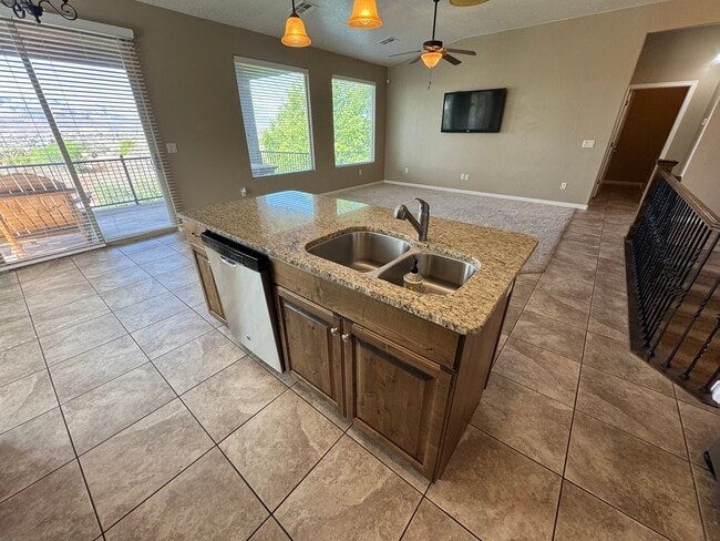 Building Photo - PRICE JUST REDUCED! Highly Desirable Lakota Ridge!