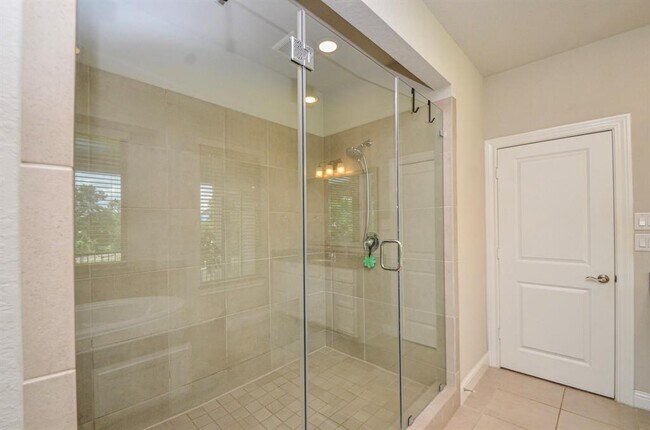 Building Photo - 3407 Mapleshire Dr
