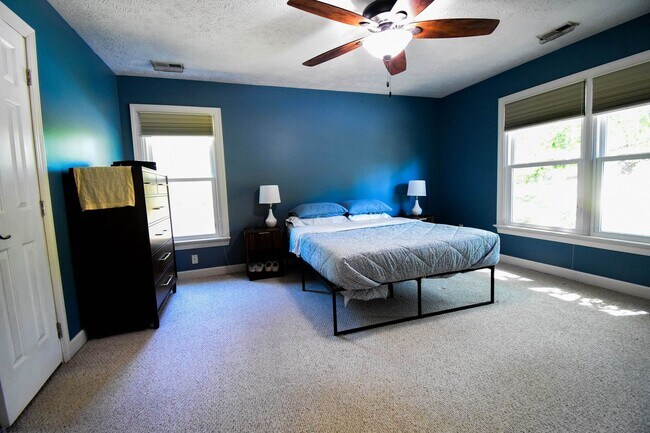 Building Photo - Coming Soon! 4 Bedroom 2.5 Bathroom With A Large Deck and 2 Car Garage! Near Methodist University