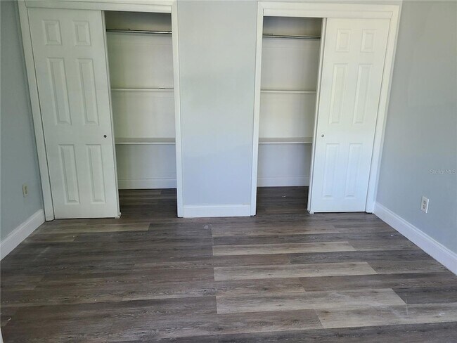 Building Photo - 6540 Lincoln Rd