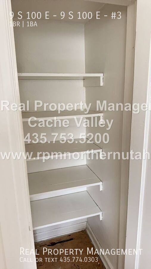 Building Photo - 9 S 100 E