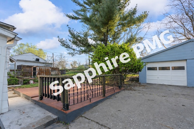 Building Photo - 2407 Montgall Ave