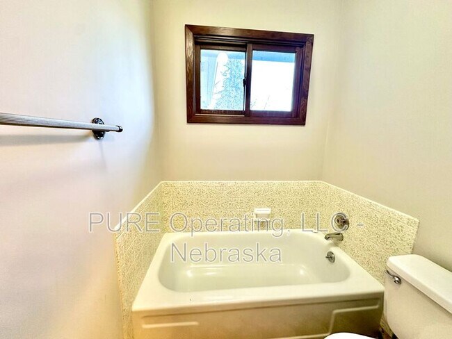 Building Photo - 13007 S 35th St