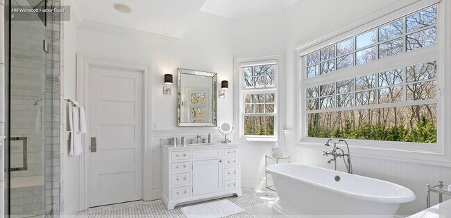 Building Photo - 496 Wainscott Harbor Rd