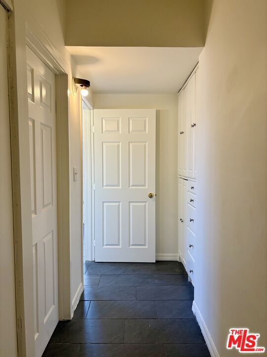 Building Photo - 2130 W 29th Pl