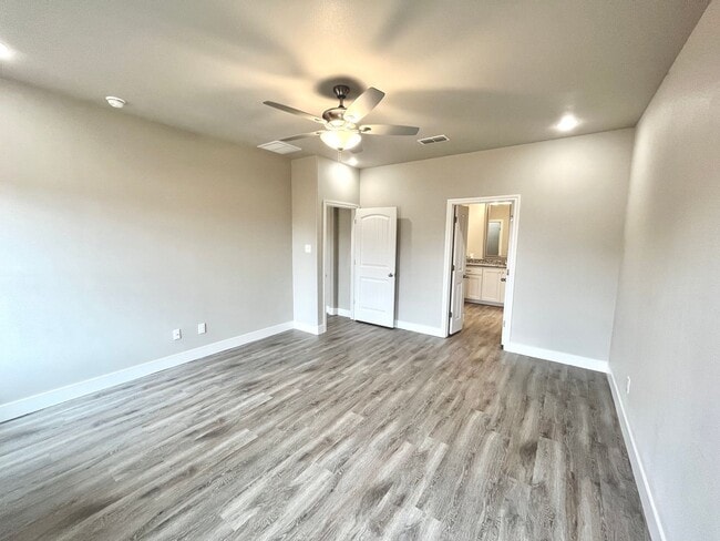 Building Photo - 4bed 2 bath - Frenship ISD