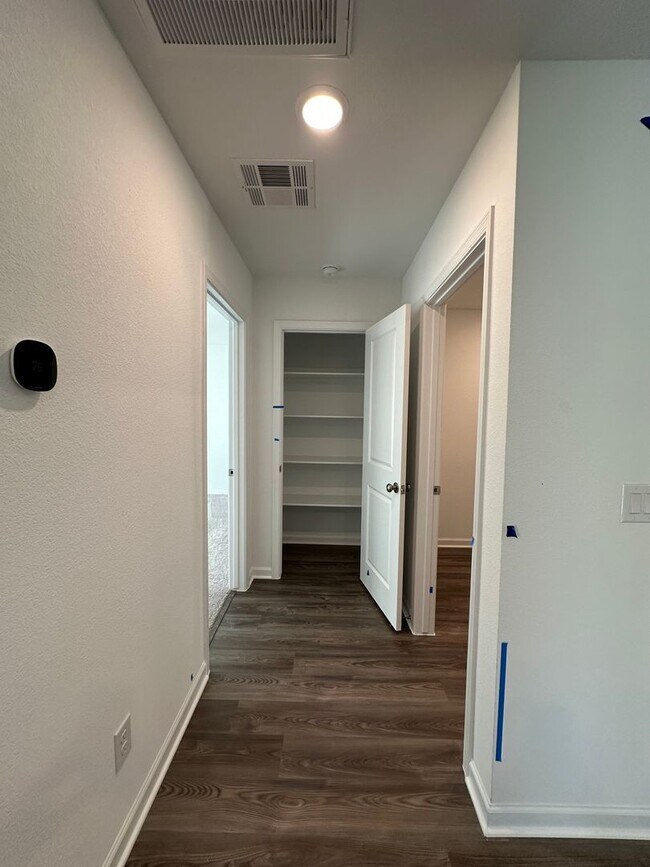 Building Photo - Beautiful 2024 Build 3 Bedroom Home- Move In Special! $800 off 1st Month's Rent. $300 off 2nd and...