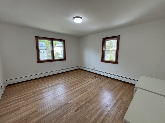 Building Photo - 123 Platt St