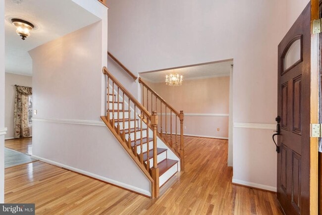 Building Photo - 6910 Governors Grant Ln