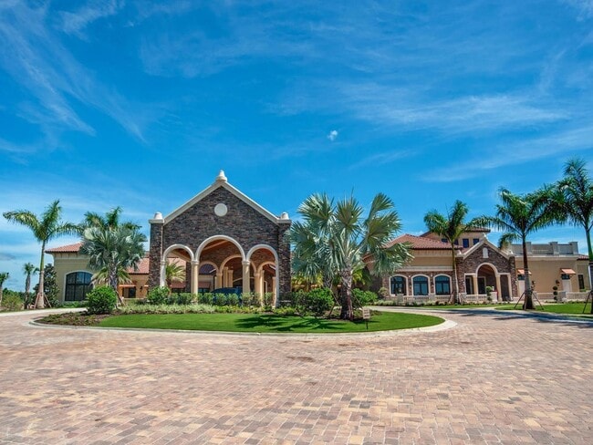 Building Photo - 2BR/2BA Annual Furnished First Floor Condo available in Treviso Bay for immediate occupancy with ...