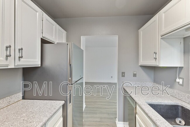 Building Photo - 8773 Chase Dr