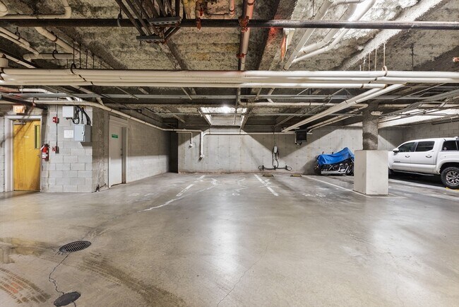 Building Photo - 29 Wheeler St