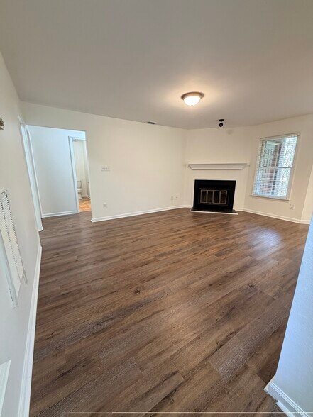 Living Room - 109 Killam Ct