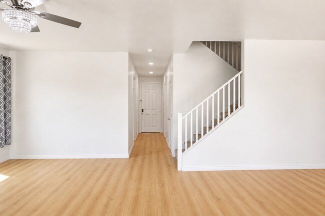 Building Photo - 41396 W Rio Bravo Dr
