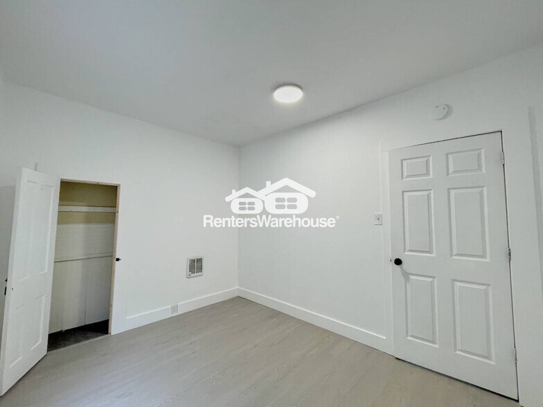 Building Photo - 315 Highland Ave