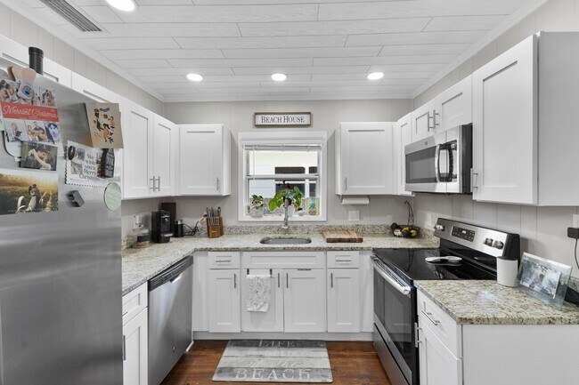 Building Photo - Charming 3-Bedroom Home in Daytona Beach