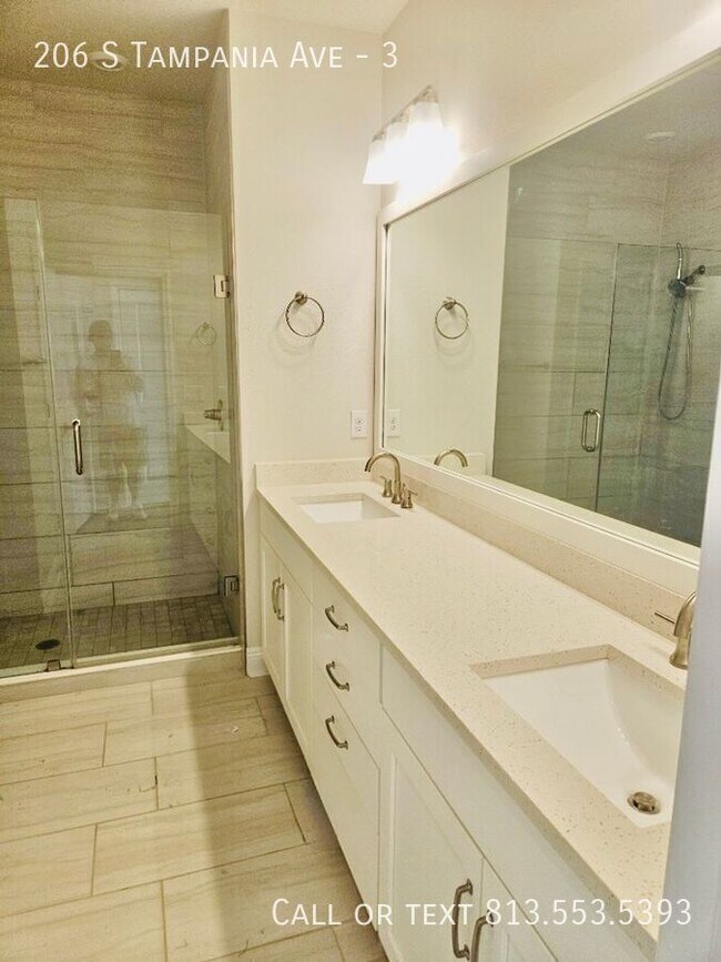 Building Photo - 206 S Tampania Ave