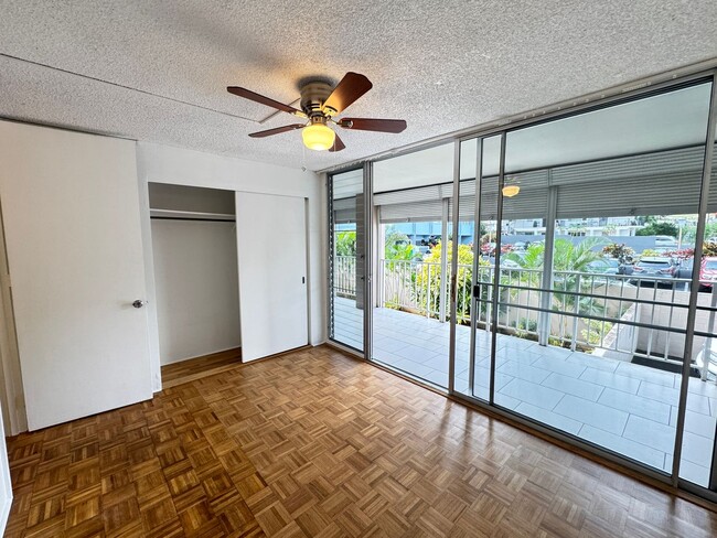 Building Photo - Wilder Terrace- 1 bed, 1 bath, 1 parking s...