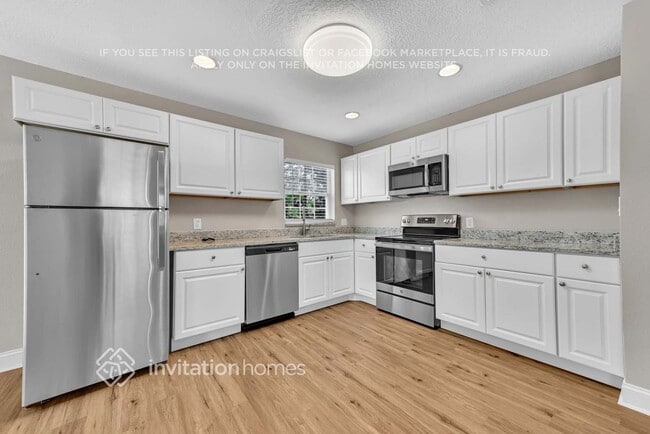 Building Photo - 2121 Oneta Ct