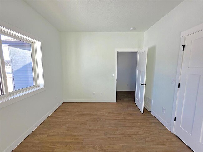 Building Photo - 1227 Wisteria Ln