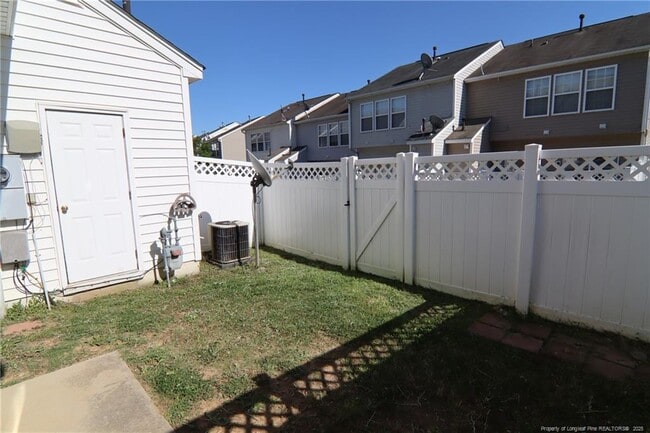 Building Photo - 5132 TwelvePole Dr