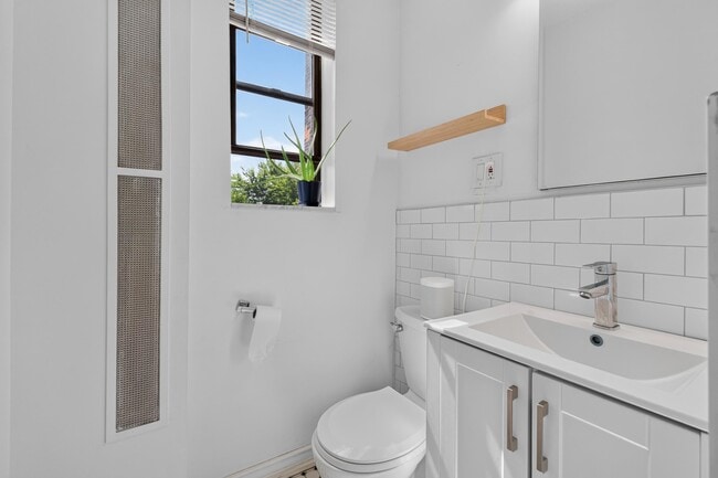 Building Photo - 275 Harrison Ave