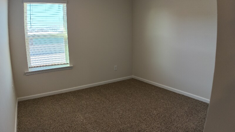 Building Photo - 205 Higher Ct