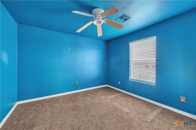 Building Photo - 4205 Thunder Creek Dr