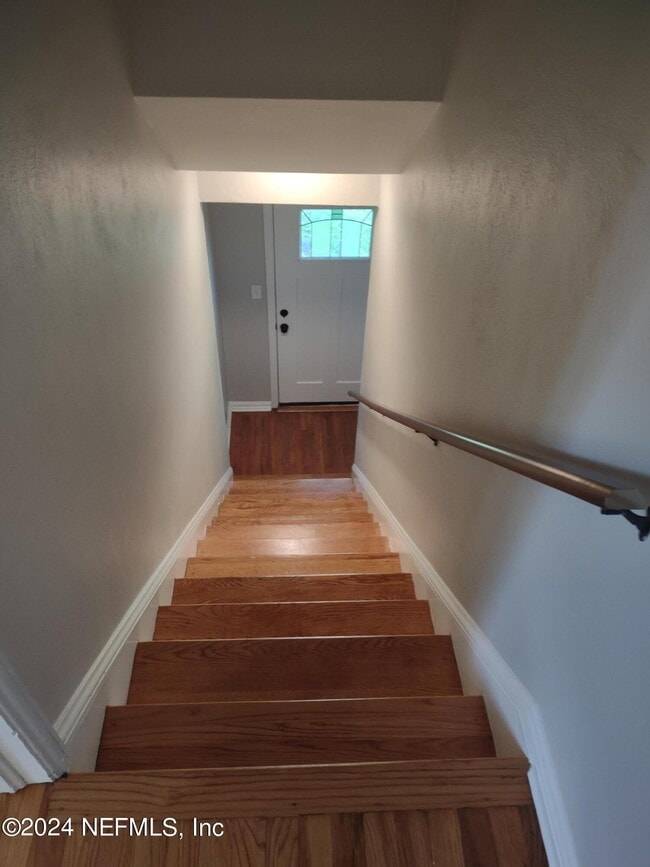 Building Photo - 1552 Naldo Ave