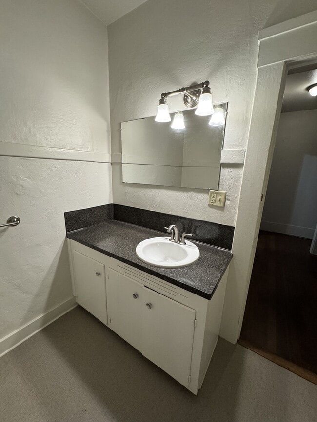 Building Photo - 426 Pueblo St