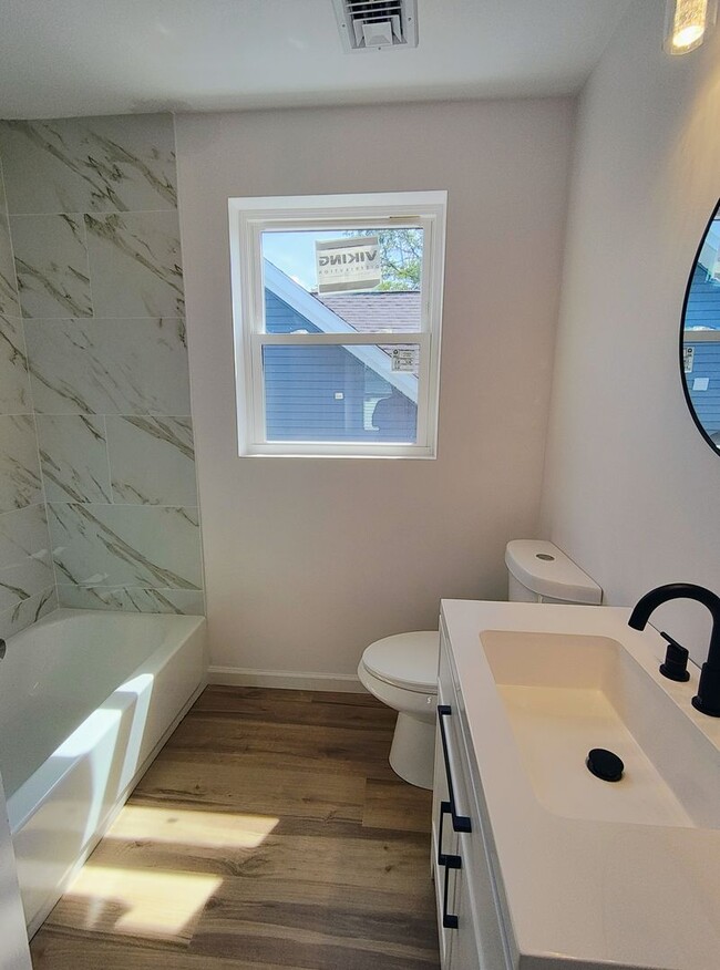 Building Photo - ****Providence/Northside – Brand-New Const...