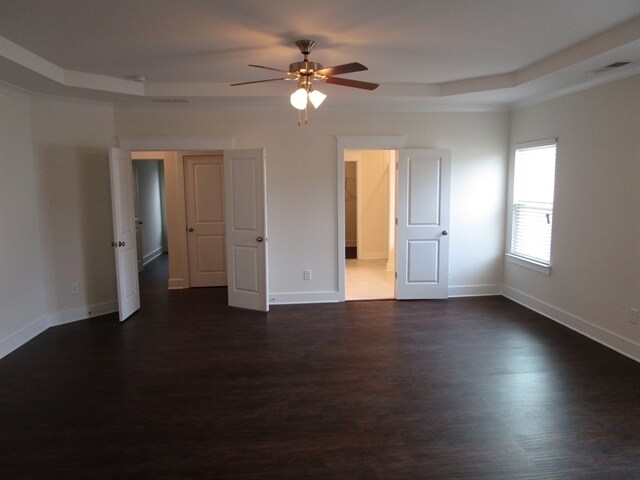 Building Photo - 1065 Adams Haven Bend