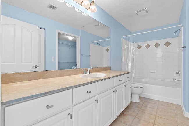 Building Photo - 276 Murcia Dr