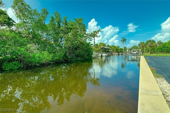 Building Photo - 12743 Brewster Dr