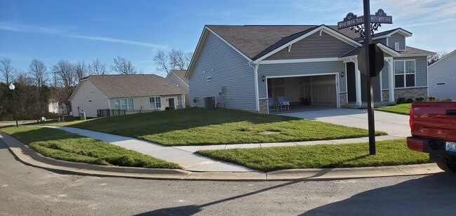 Building Photo - 3800 Misty Grove Ct