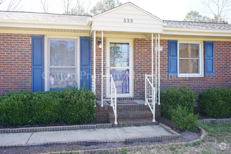 Building Photo - 3BR/1.5BA - Just off of College Road in Mo...