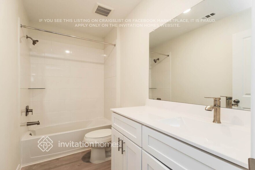 Building Photo - 13503 Maltessa Dr