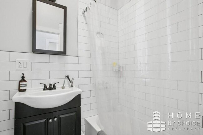 Building Photo - 1 bedroom in Brooklyn NY 11216