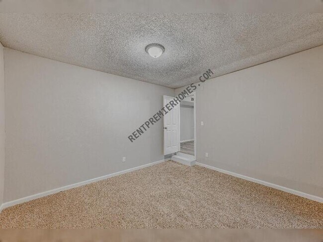 Building Photo - 4309 Glenda Ln