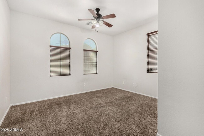 Building Photo - 82 W Aster Dr