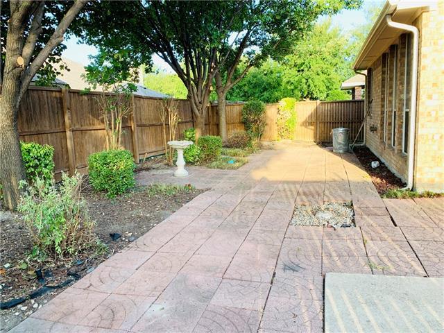 Building Photo - 1505 Somerset Dr