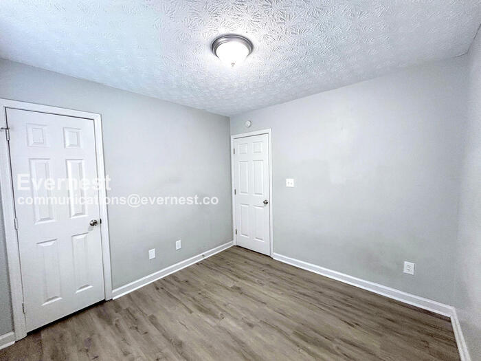 Building Photo - 1194 Stoneham Ct